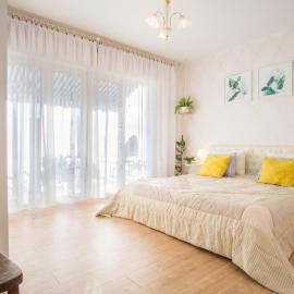 Spacious apartment by the sea 8+4
