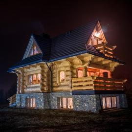 Domek w Białce z JACUZZI w ogrodzie
