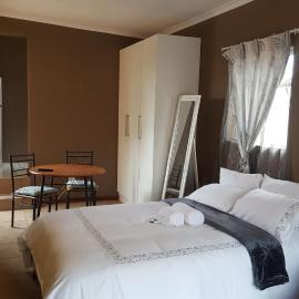 Let Us accommodation, hotel in East London