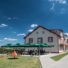 Penzion U Výra, hotel v destinaci Výrovice