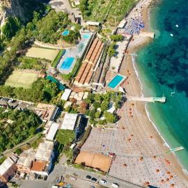 Residence Le Axidie, hotell i Vico Equense