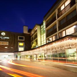 Hotel Lovec, מלון בבלד