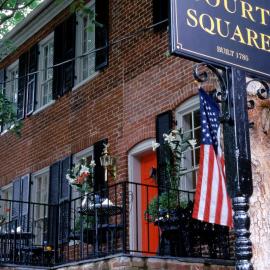 Inn at Court Square، فندق في شارلوتسفيل