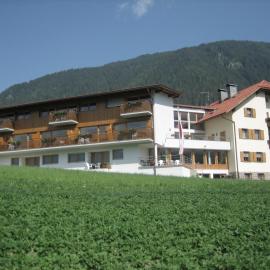 Garni - Appartement Neumairhof, hotel u gradu Razun di Sopra