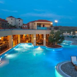 Varos Village Boutique Hotel โรงแรมในVaros