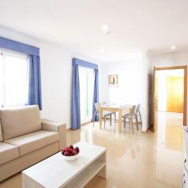 AReH Apartamentos, hotel in Barbate