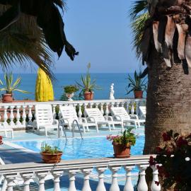 Camping Terrazzo sul mare, hotell i Cupra Marittima