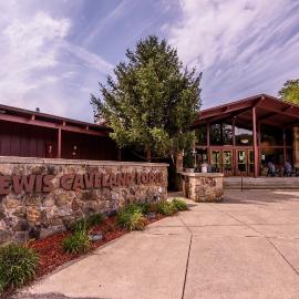 Carter Caves State Resort Park, hotel in Olive Hill