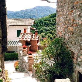 Mini Appartamenti Nonna Nella, hotel in Barbarasco