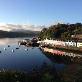 Oronsay, hotel di Portree
