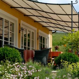 Weingut Tauss, ξενοδοχείο σε Leutschach