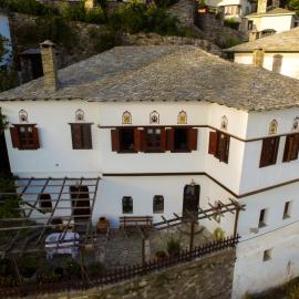 Traditional Mansion Calliopec-UVC sterilized, hotel a Makrinítsa