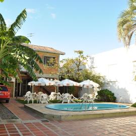 Hotel Nelly, hotel di São Gabriel
