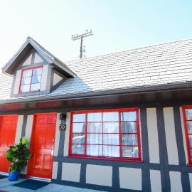 The Hamlet Inn, hotelli kohteessa Solvang
