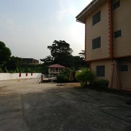 Rose Garden Apartments, hotel a Limbe