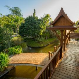 Suksathan Lamphun, hotel in Lamphun