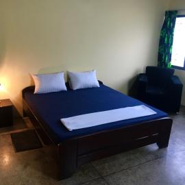 Royal German Guest House، فندق في Ablekuma