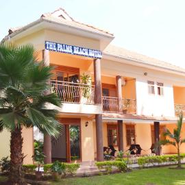 The Palms Beach Hotel and Restaurant, hotel in Entebbe