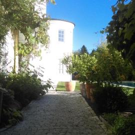 Gasthof Ginzinger, hotel di Mauerkirchen