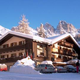 Park Hotel Arnica, Hotel in Falcade