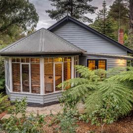 Garden Cottage - Mt Dandenong Luxury for Couples