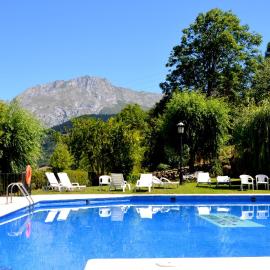 Hotel Infantado, hotell i Ojedo