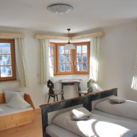 Haus Christian, hotel i Niederthai