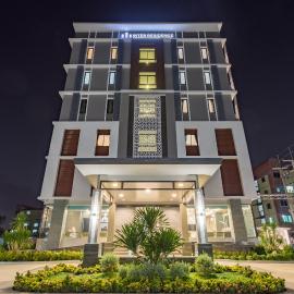 Grand Inter Hotel、Samut Sakhonのホテル