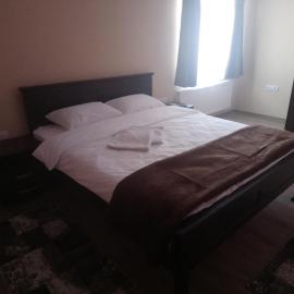 Prenoćište HRAST, hotel a Paraćin