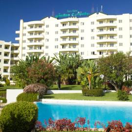 Suite Hotel Jardins Da Ajuda, hotel di Funchal