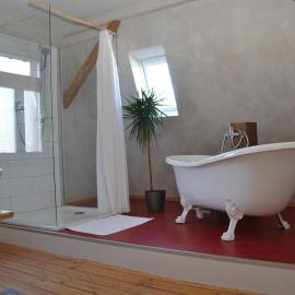 Viesnīca Ferienwohnung mit Traumbad pilsētā Hēkstere