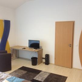 Pension Am Römerhof, hotel u gradu Münzenberg