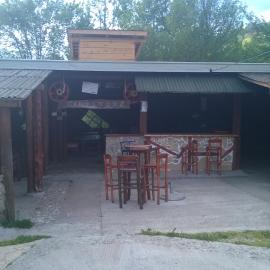 Bungalows Ivona, hotel in Bastasi
