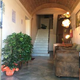 Da Donna Rosa – hotel w mieście Pontedera