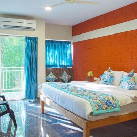 Blue Ocean Sands - On the Beach, hotel Kumta városában 
