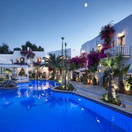 Polikandia Hotel, hotell i Folégandros
