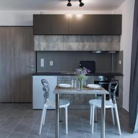 House Okto