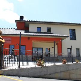 Albergue Restaurante Casa Herminia, Hotel in El Campiello
