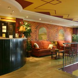 Hotel Las Rosas, hotel i Priego de Córdoba