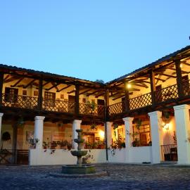 Hacienda San Isidro Trails & Experiences, hotel di Cotacachi
