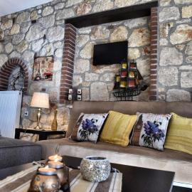 Sunstone Villas, hotell i Psakoudia