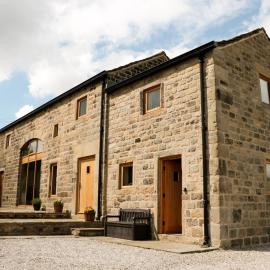 Stoneycroft Barn, hotel in Langsett