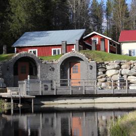 Päärakennus, hotel en Karijoki