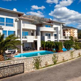 Royal Villas