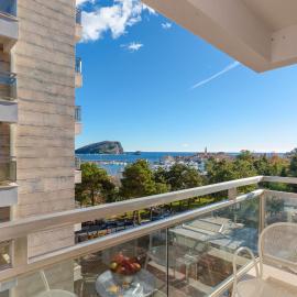 Apartments Krug, hotel en Budva