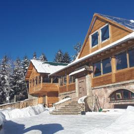 Etno naselje KUM, hotel a Sokolac
