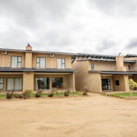 Hoyohoyo Acorns Lodge, hotel a Mission