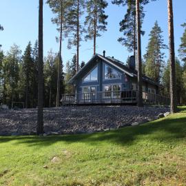 Safiiri, hotel a Holiseva