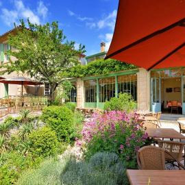 L'Auberge du Cèdre: Lauret şehrinde bir otel