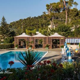 Camping Villaggio Internazionale, khách sạn ở San Menaio